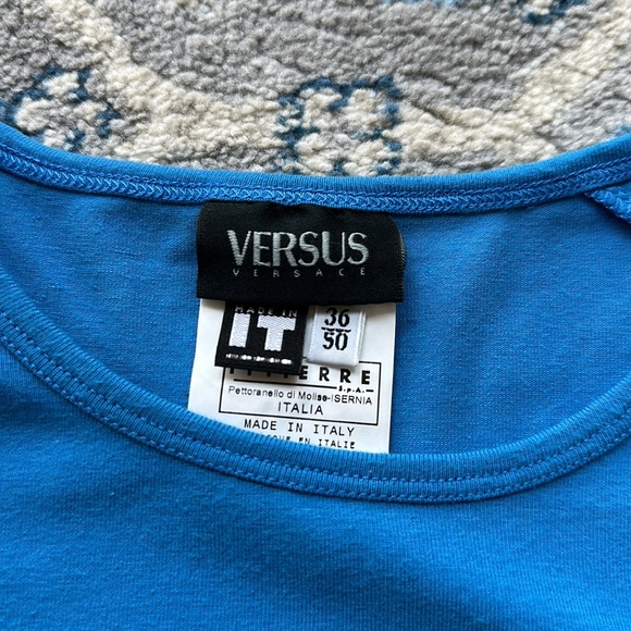 Versus by Versace “Say Hello to my Little Friend” T-Shirt in Blue and Orange - Picture 2 of 10
